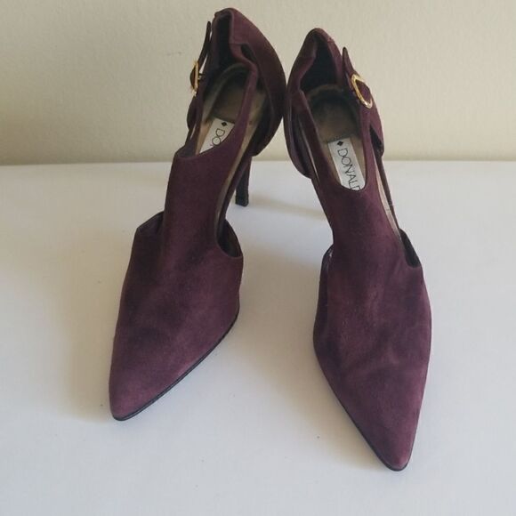 Donald J Pliner, Deep Purple Point Toe Pump, Sz.7M - Picture 1 of 7